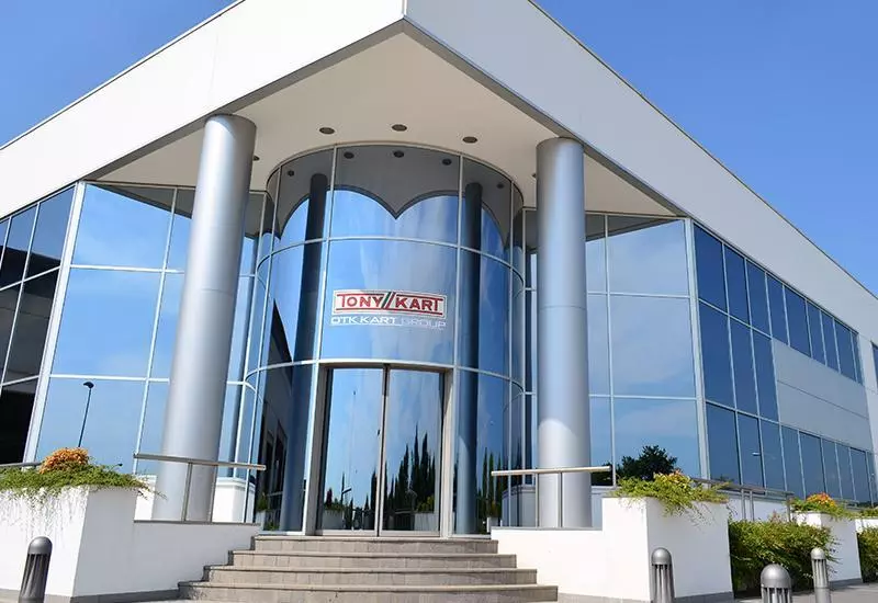 bg-racing-team-presentation-1